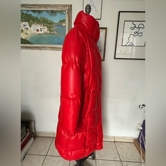 Luxurious Red Leather Puffer Coat by Hugo Boss, VERY rare NEW condition - Picture 7 of 13